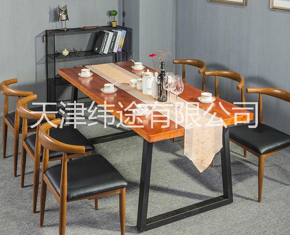天津面馆小吃一桌四椅餐桌椅组合，长方形餐桌椅图片