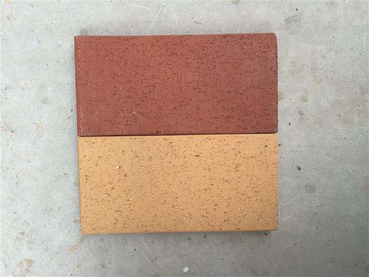 北京市陶瓷透水砖厂家直销价格 北京陶瓷颗粒砖的颜色规格