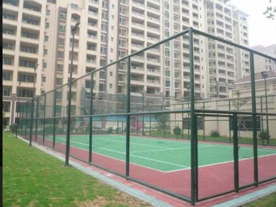 球场围网供运动场地围网学校围栏 网球场网足球篮球场围网定做 篮足球场围网
