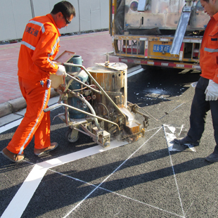 广州热熔标线涂料出口厂家市政道路划线机-路虎交通图片