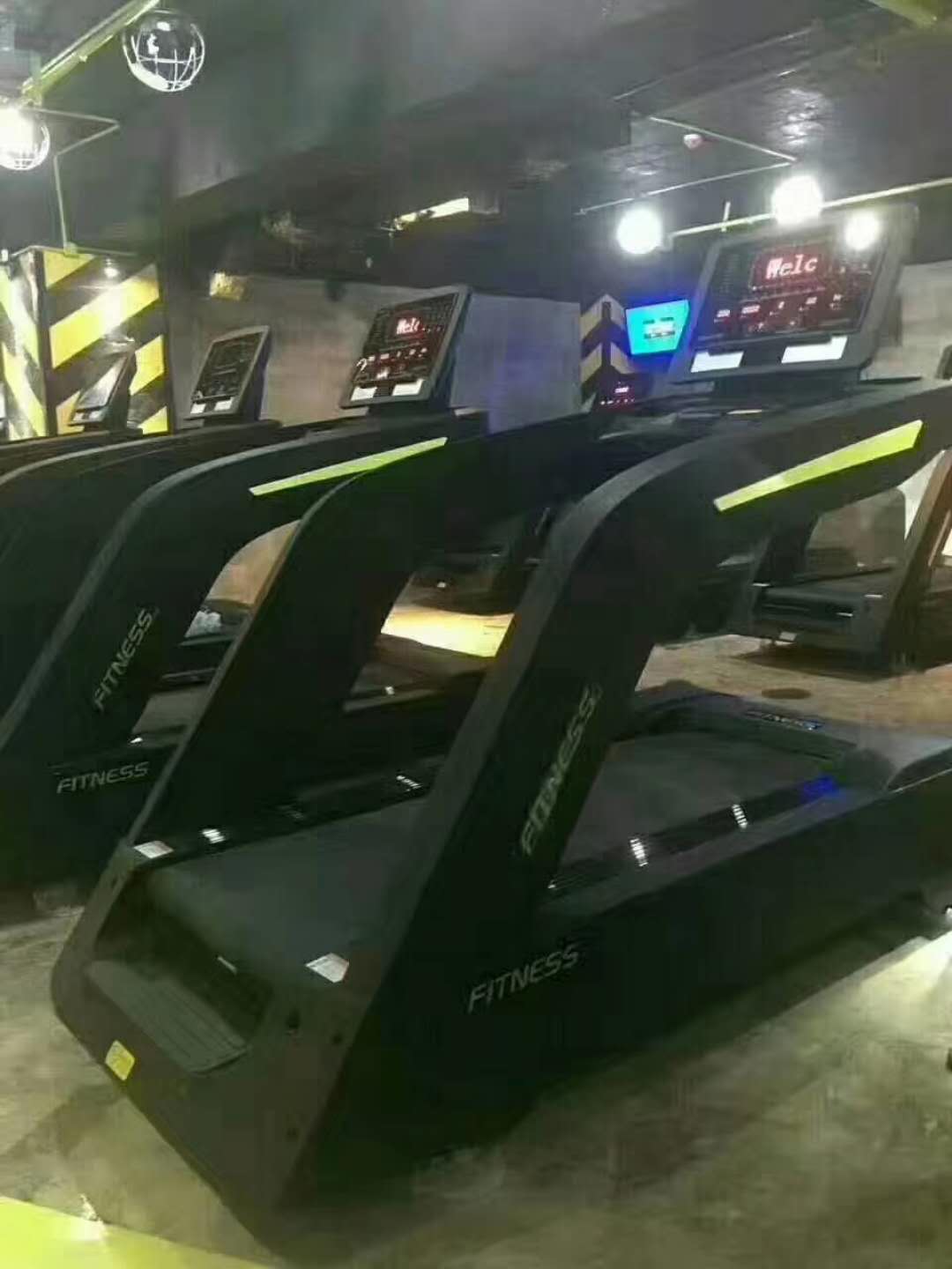 山东奥信德健身器材厂家直销健身房 商用电动跑步机