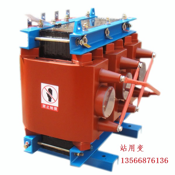 供应全铜站用变SC11-15KVA 10/0.4kV Dyn11 中置柜用小尺寸