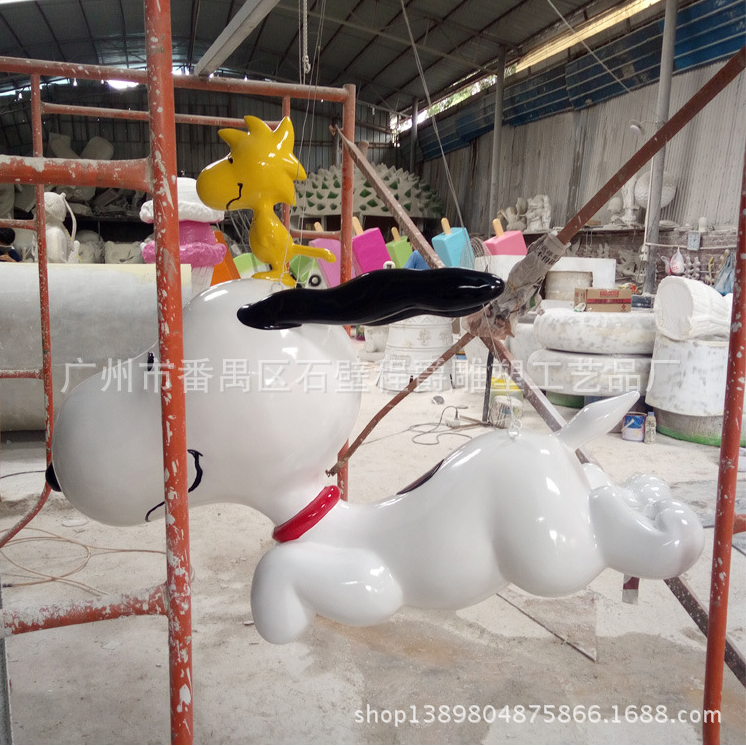 广州市直供史努比卡通系列雕塑厂家直供史努比卡通系列雕塑 西式卡通公仔雕塑订购