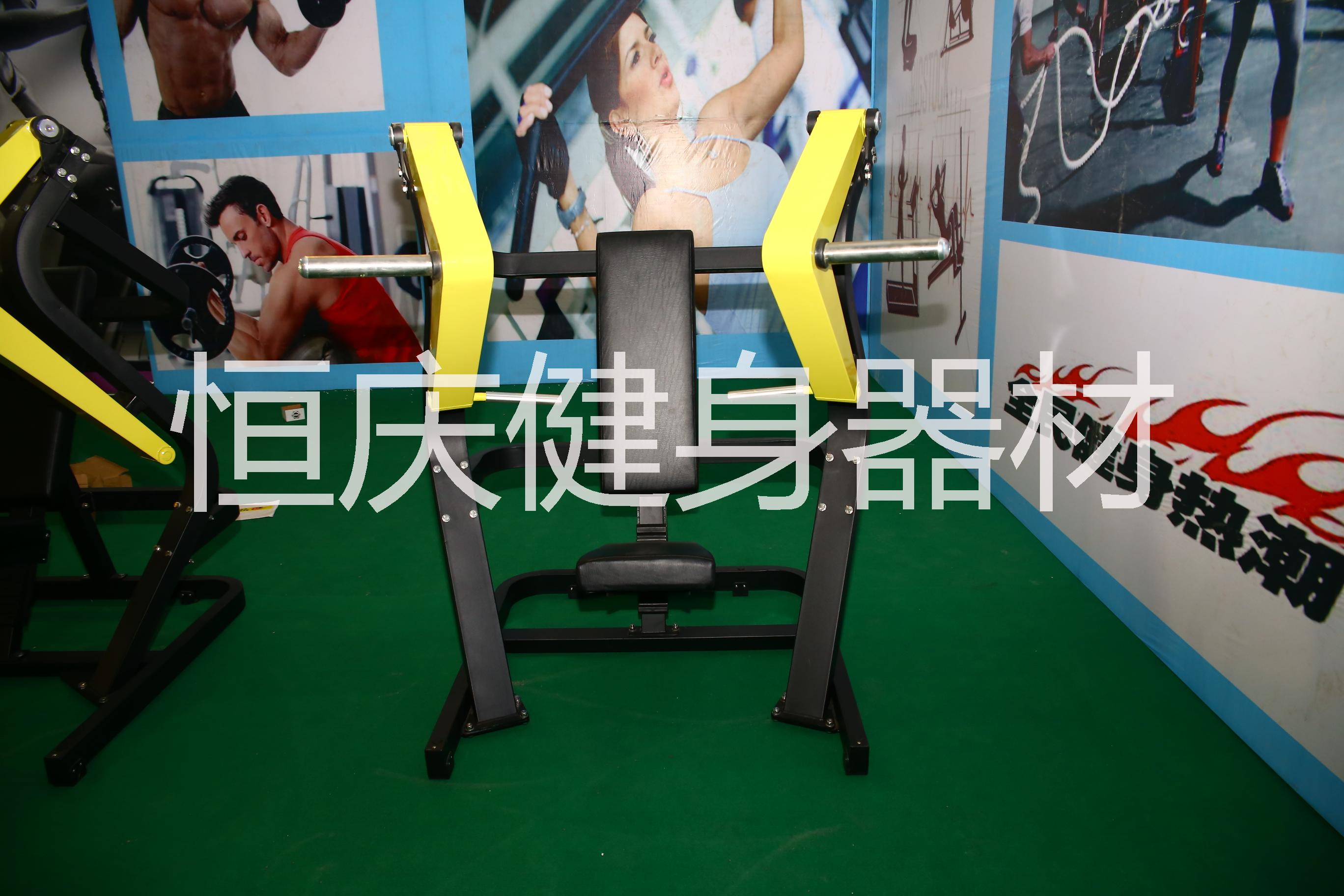 大黄蜂坐式双向推胸训练器 商用室内胸部训练 健身房运动力量器械