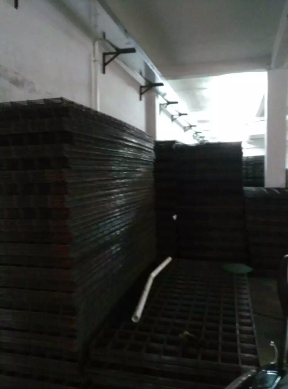 深圳市镀锌钢筋网厂家供应镀锌钢筋网、镀锌钢筋网价格、镀锌钢筋网批发