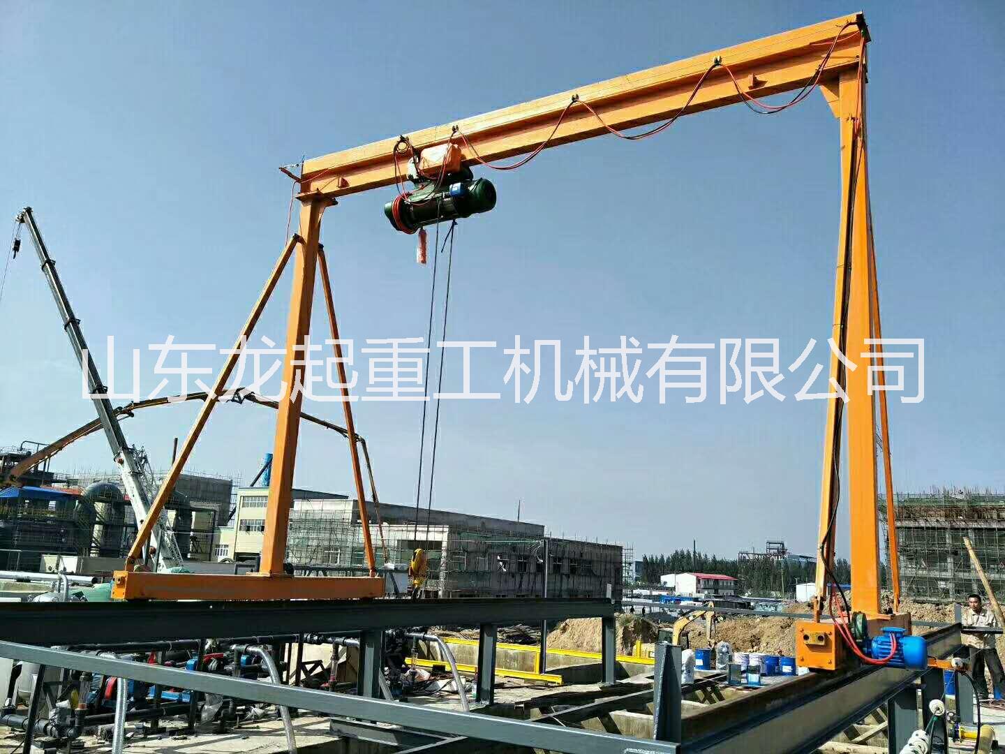 简易龙门架  1吨、2吨、500公斤  简易龙门吊  行车图片