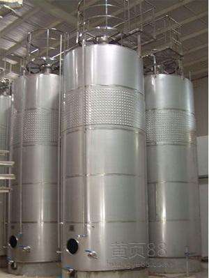 葡萄酒罐主要用于葡萄酒的发酵与储存
