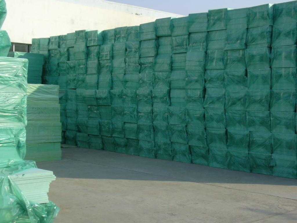 挤塑板大量供应/挤塑板厂家/北京挤塑板/B1级挤塑板/酚醛板/岩棉保温板图片
