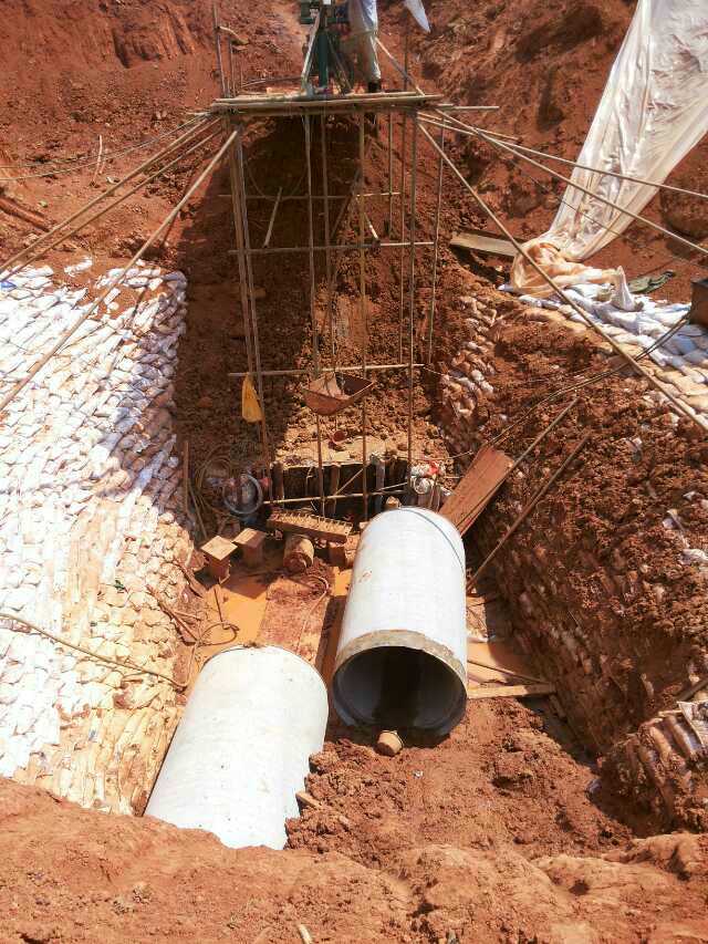 供应甘肃省瓜州县非开挖定向钻顶管施工，承接电力、热力、自来水、燃气、污水、铁路、通信各种管道施工