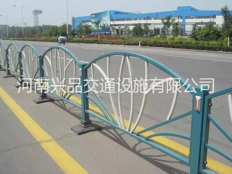 河南郑州厂家供应 市政道路护栏 河道安全护栏