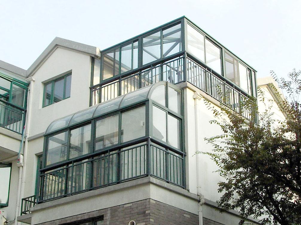 青岛封阳台，铝包木门窗，阳光房