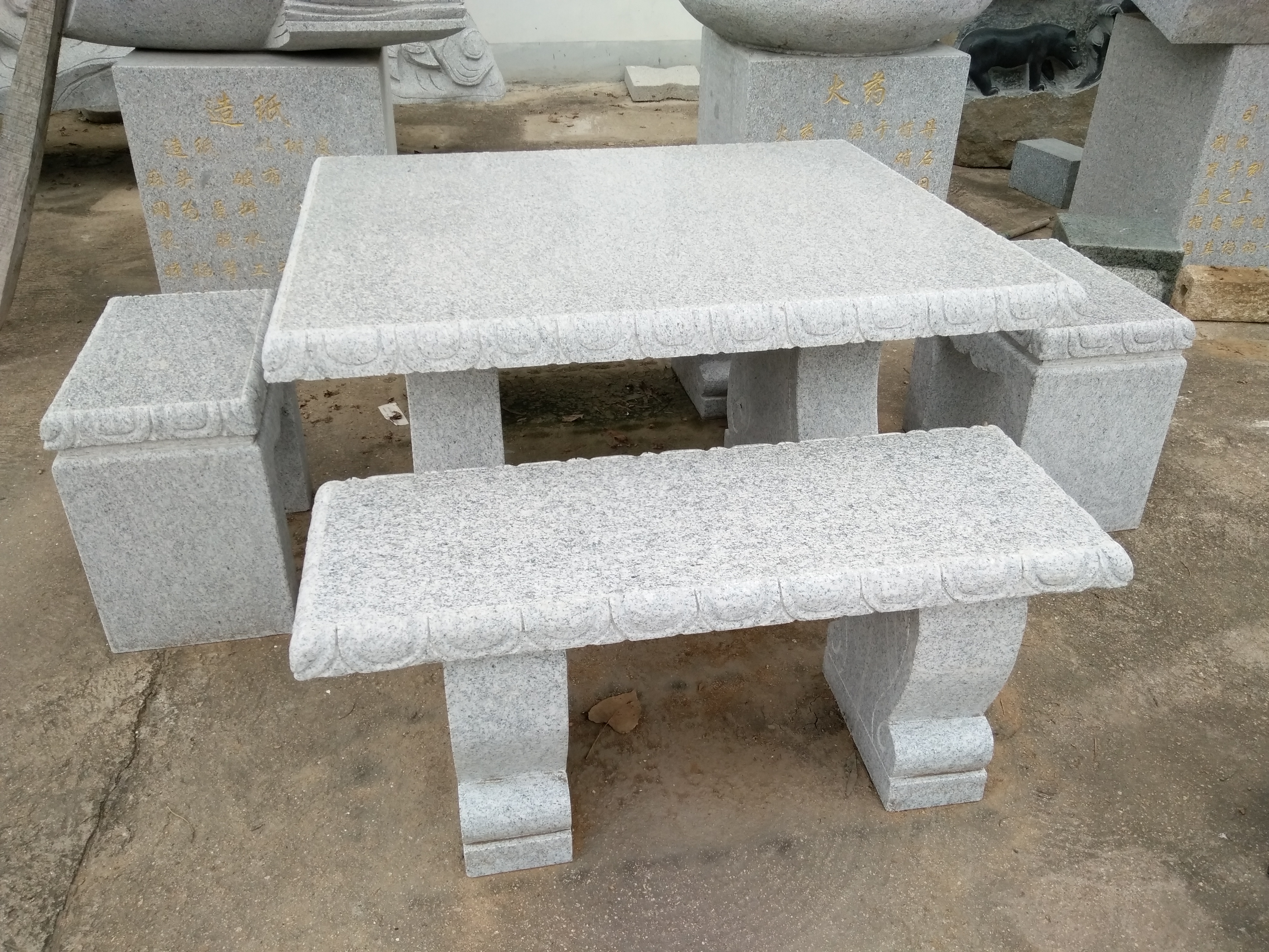 石桌椅石桌椅 石桌石凳庭院摆放户外天然大理石石头桌公园石桌椅石雕圆桌