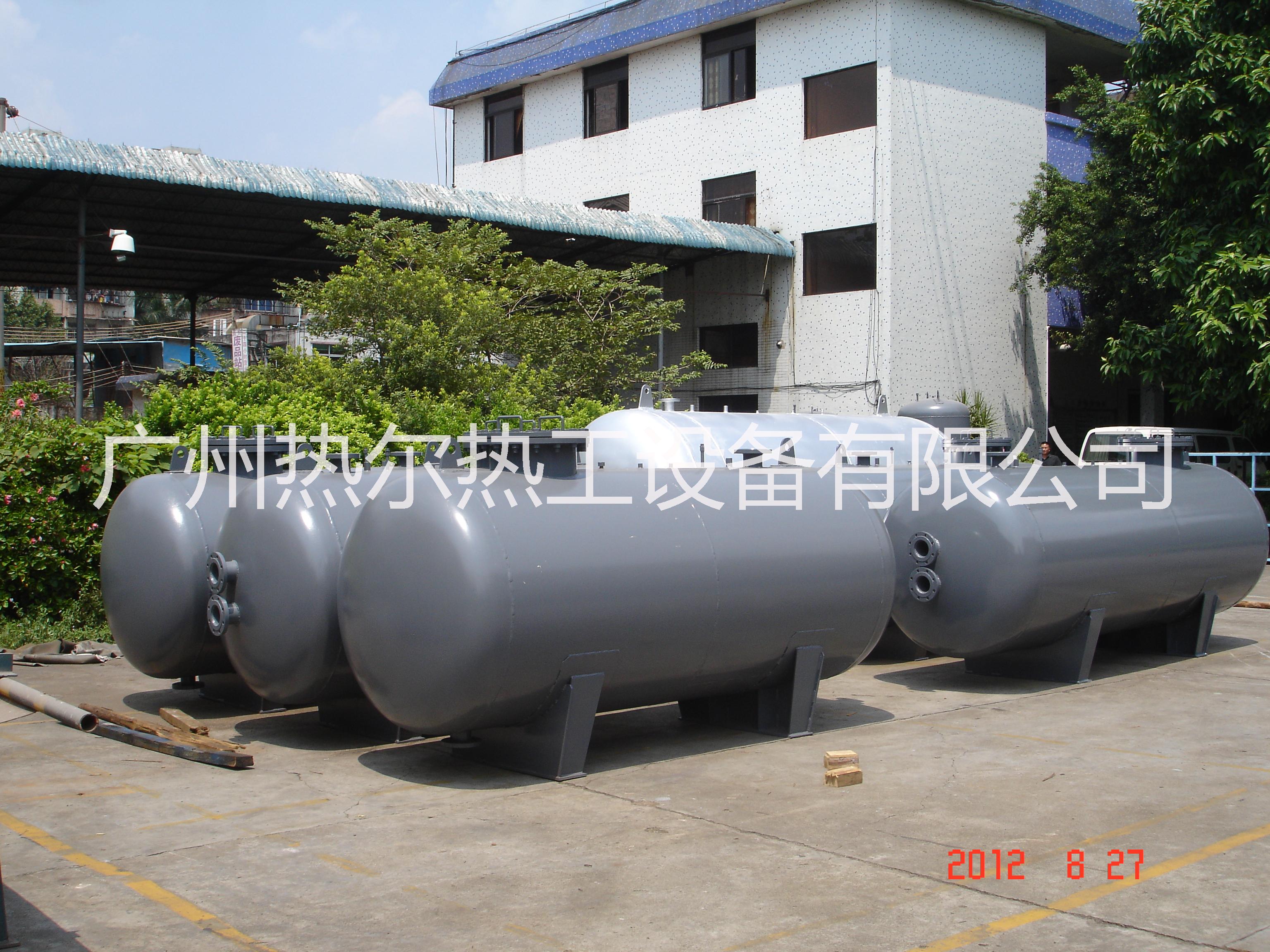 广州市容积式换热器厂家供应容积式换热器，半容积式换热器厂家直销
