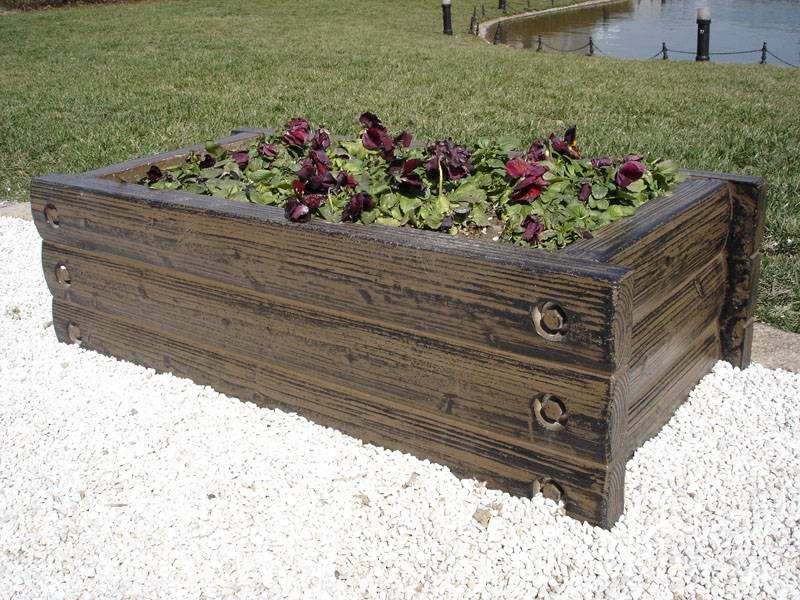 泰安供应优质水泥仿木花箱，仿木花桶 水泥花箱