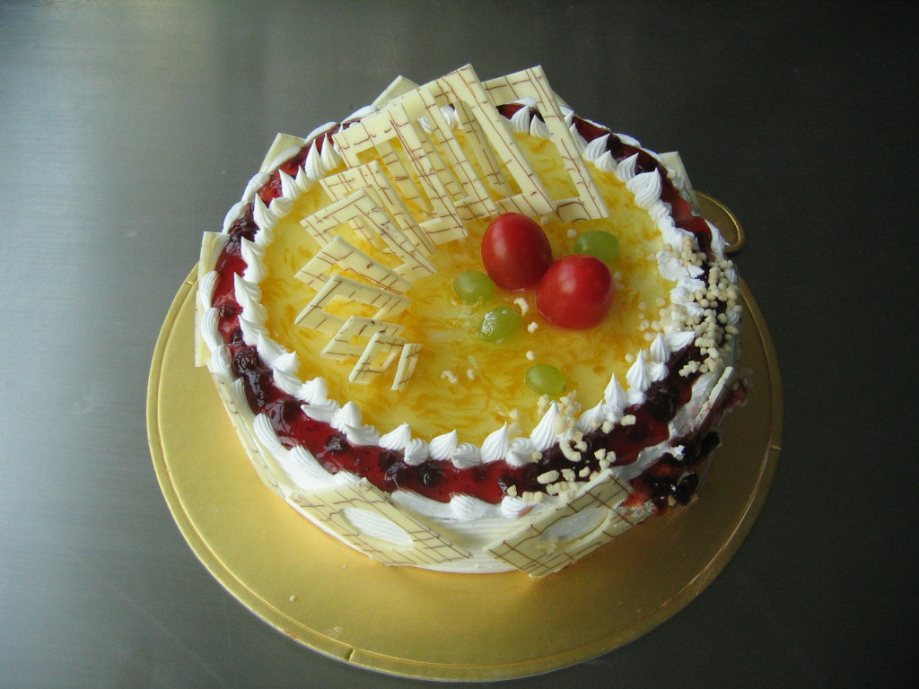 制作生日蛋糕制作生日蛋糕方法裱花蛋糕制作方法培训