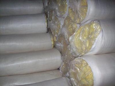 供应离心玻璃棉卷毡 钢结构专用玻璃棉保温毡厂家大量批发
