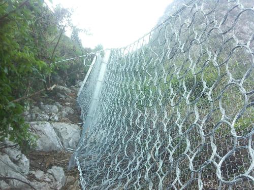 边坡防护网安装.标准边坡防护网.高速防落石网 高速边坡防护网