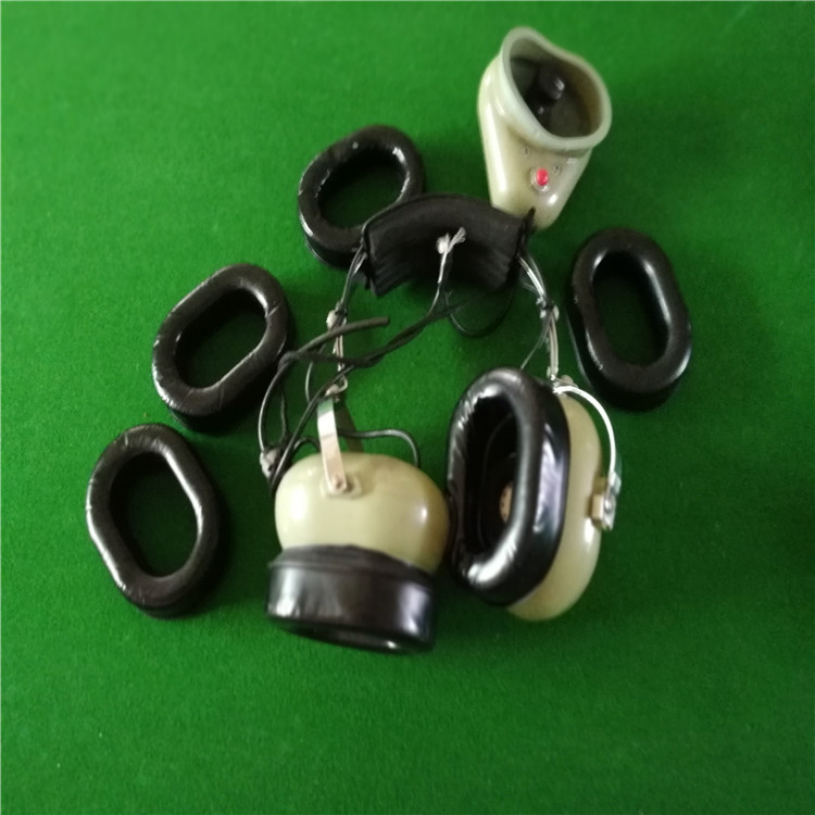 东莞耳套厂家订做飞行员耳机套价格 吸塑硅胶海绵耳套大量生产图片