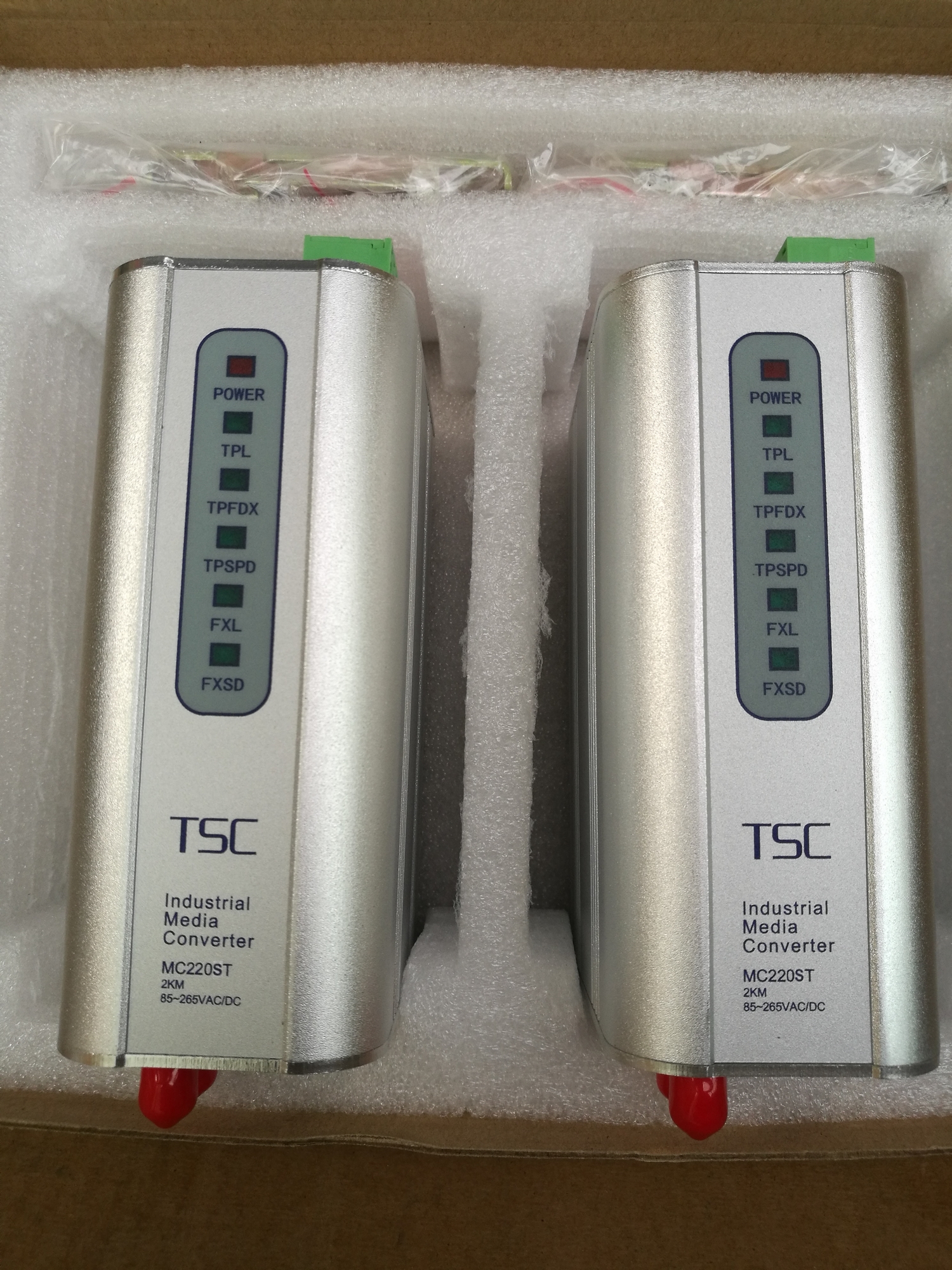 卓越TSC MC220ST一光二电多模光纤收发器光电转换器杭州和利时DCS控制系统PLC控制