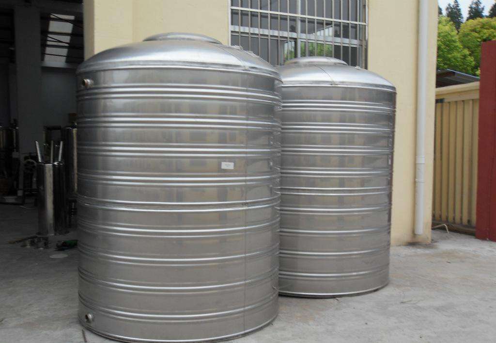 不锈钢立式储水罐不锈钢立式储水罐储水箱图片
