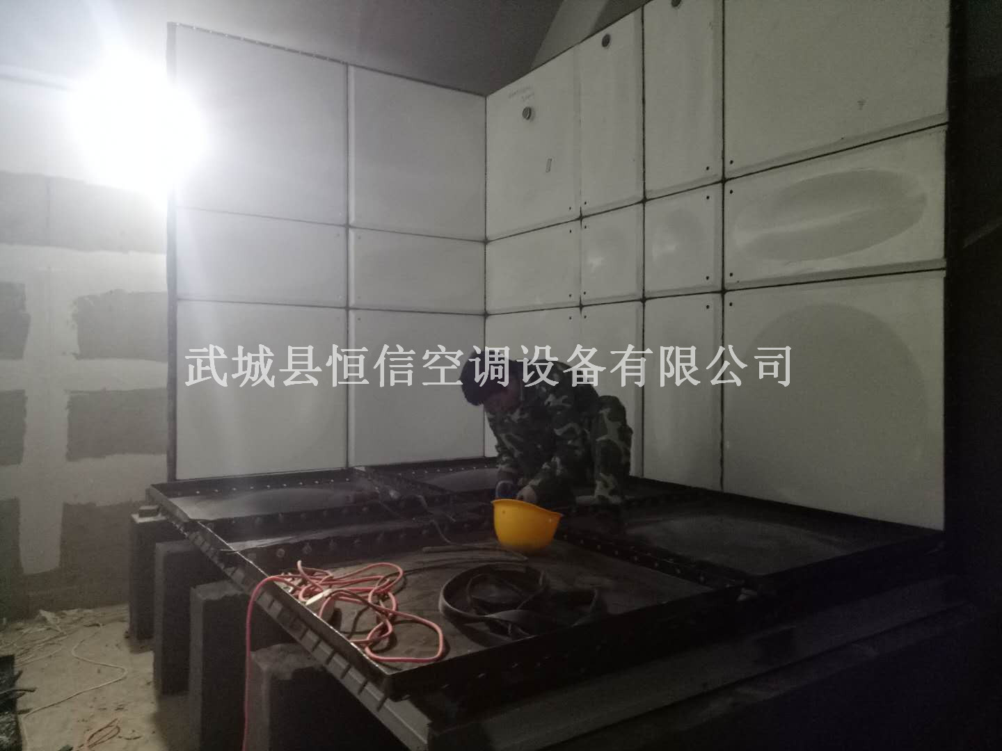 武城恒信专业生产搪瓷钢板油箱/水箱/保温水箱