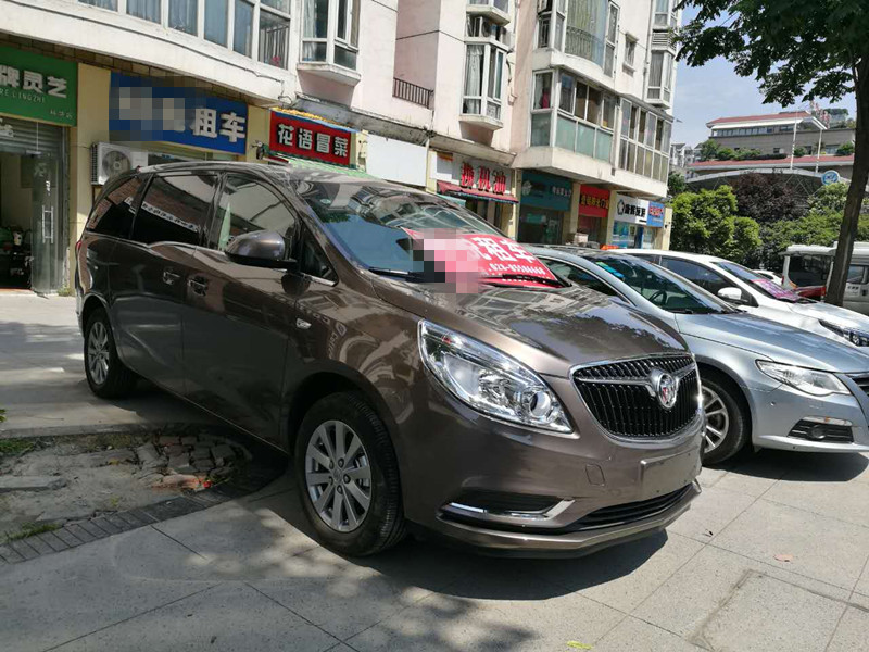 成都春节租车|成都机场附近春节租车|成都车站附近春节租车