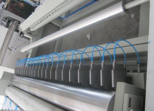 温州市小管芯布料分切机厂家小管芯布料分切机 电脑数控全自动布料分切机