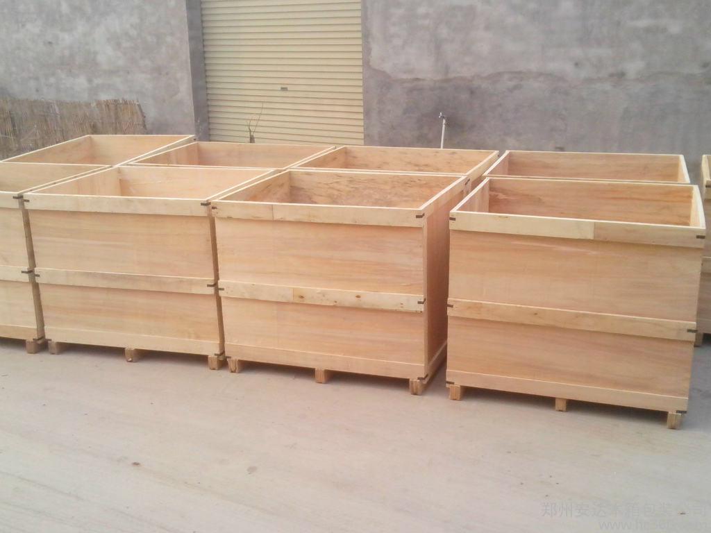 免熏蒸木箱包装供货 实木托盘价格 上海出口木箱