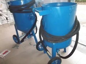 深圳钢结构除锈翻新开放式喷砂机 油罐去油漆移动喷砂机销售