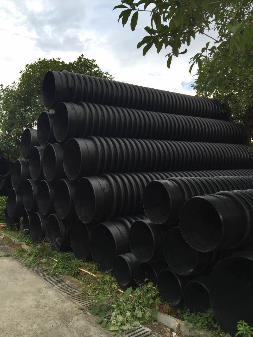 厂家直销HDPE双壁波纹管 HDPE排污管 HDPE排水管