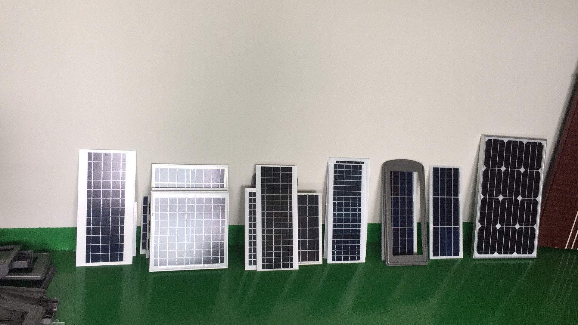 光伏太阳能板 光伏太阳能板厂家 中山光伏太阳能板 中山光伏太阳能板厂家 光伏太阳能板厂家直销 光伏太阳能板生产厂家