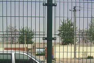 中山框架护栏网厂家 中山机场护栏网 中山双边丝护栏网图片