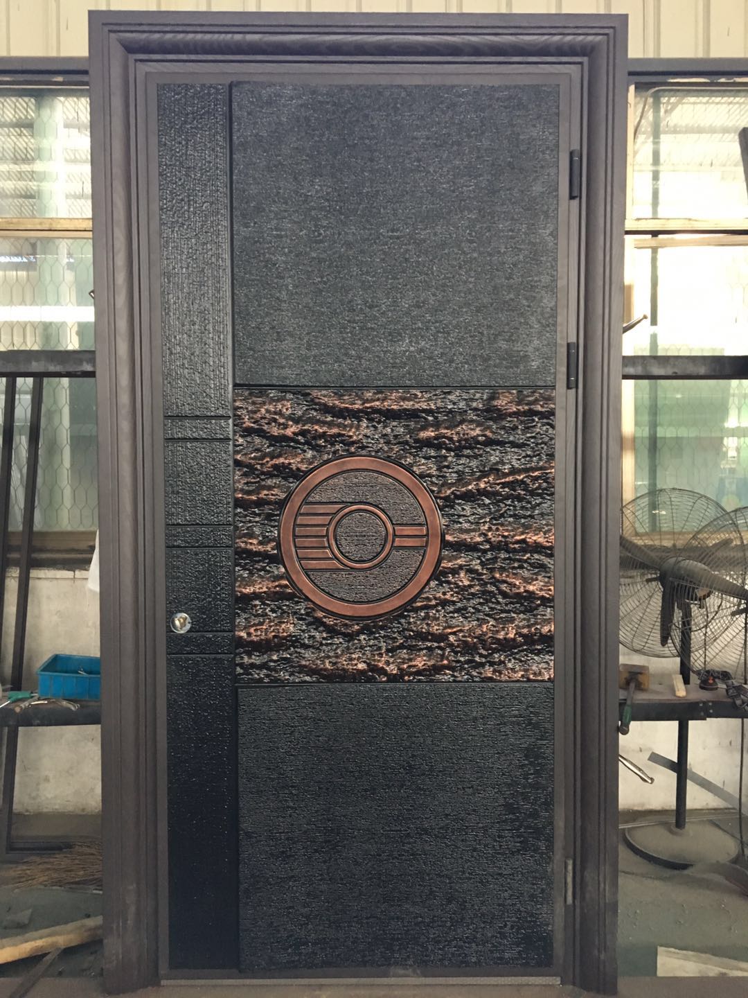 上海市意式铸铝门入户门厂家
