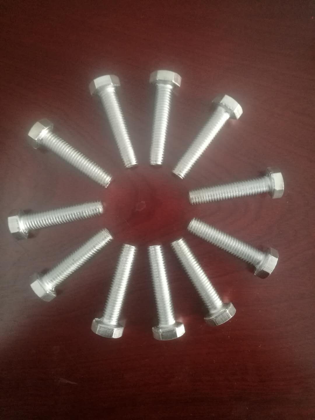镀锌螺栓，供应优质镀锌螺栓