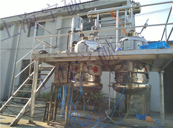 蒸馏精油设备生产厂家蒸馏精油设备生产厂家