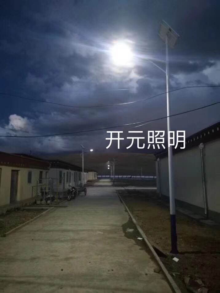 西藏那曲班戈县安装6米太阳能路灯江苏开元供应