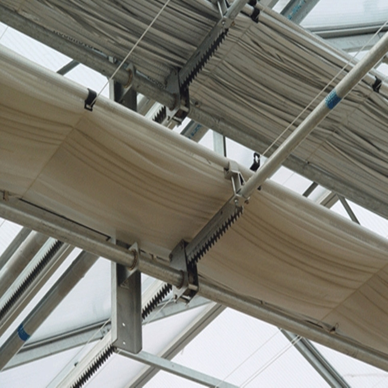 温室内外遮阳系统配件布置方式 温室内外遮阳网系统