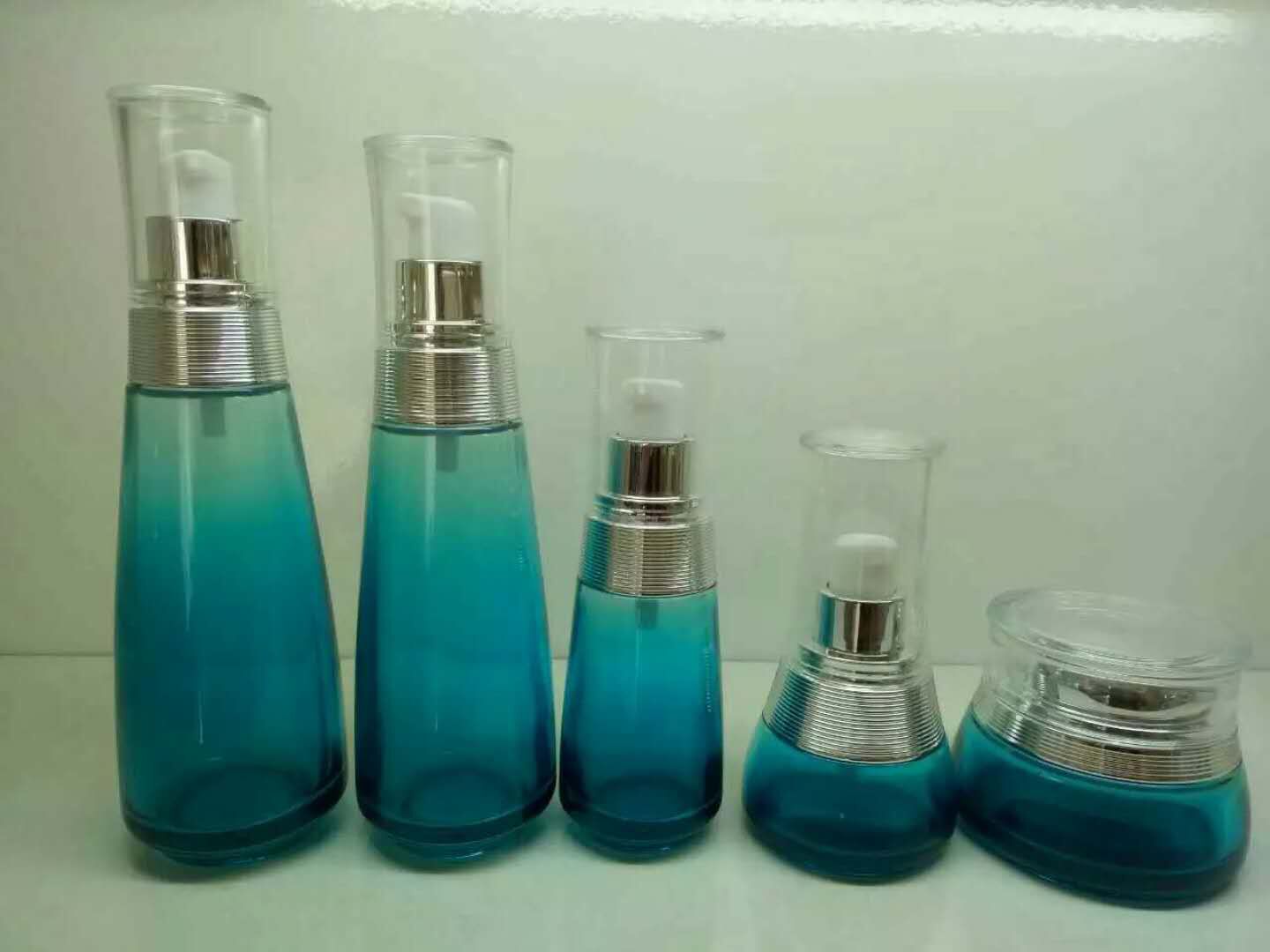 拉管瓶 化妆品瓶子工厂 化妆品瓶 化妆品瓶子包装