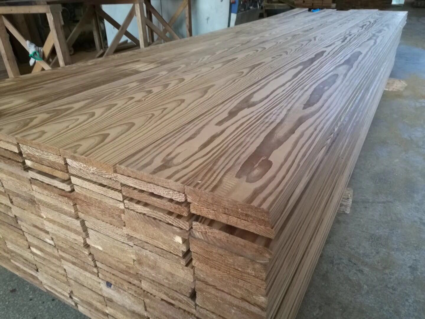 美国南方松防腐木，南方松板材，南方松厂家