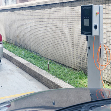 厂家直销小区10路刷卡扫码充电桩智能汽车慢速充电站