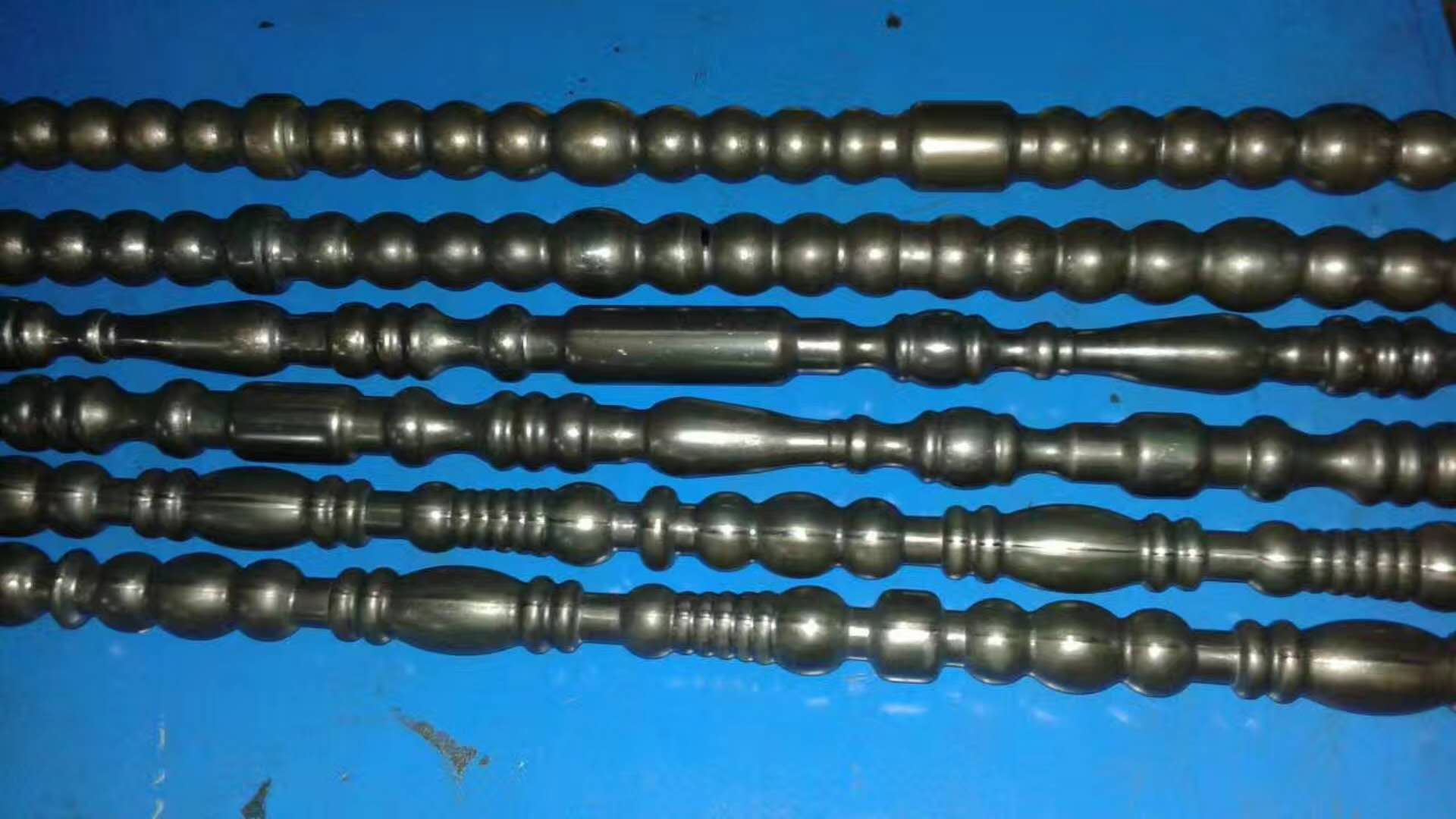 不锈钢花管  厂家直销  优质不锈钢花管 优质不锈钢压花管