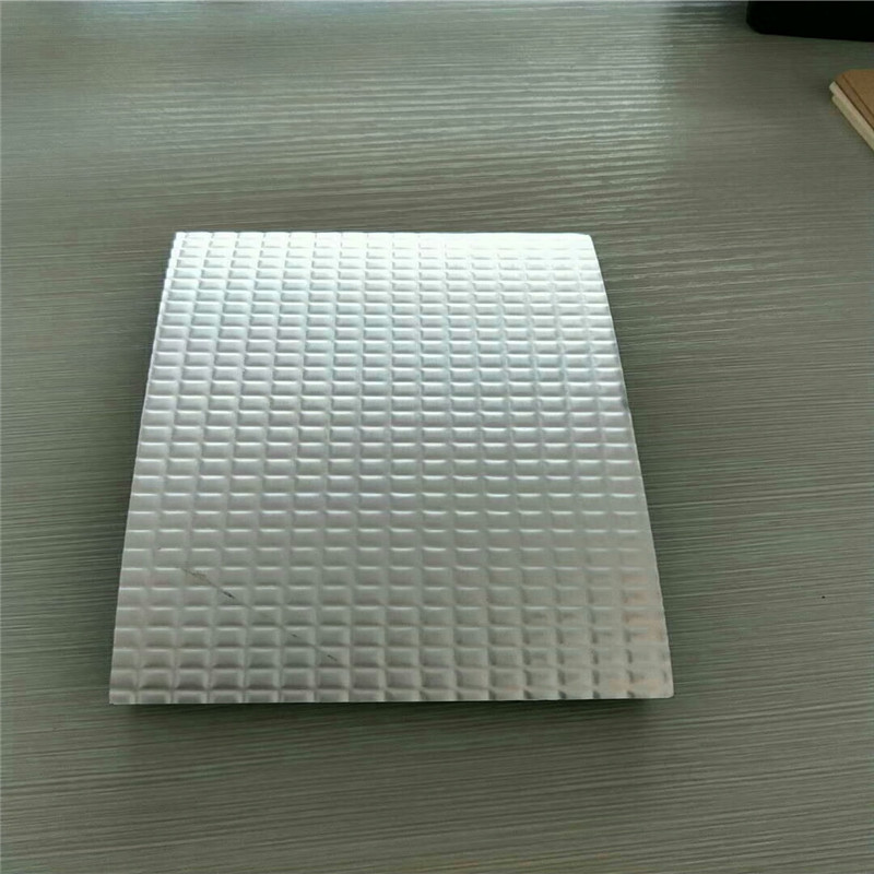 B1橡塑板 铝箔贴面橡塑保温板 防火铝箔橡塑板