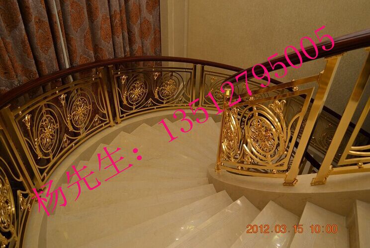 别墅铜楼梯装修效果图古典欧式铜雕花楼梯护栏设计