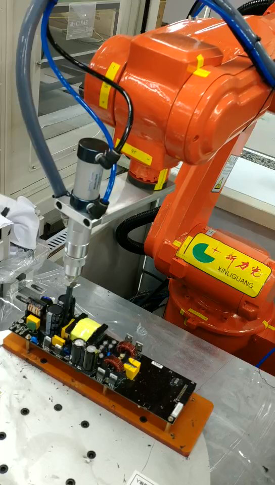 全自动涂胶机器人 六轴机器人 非标机器人系统集成