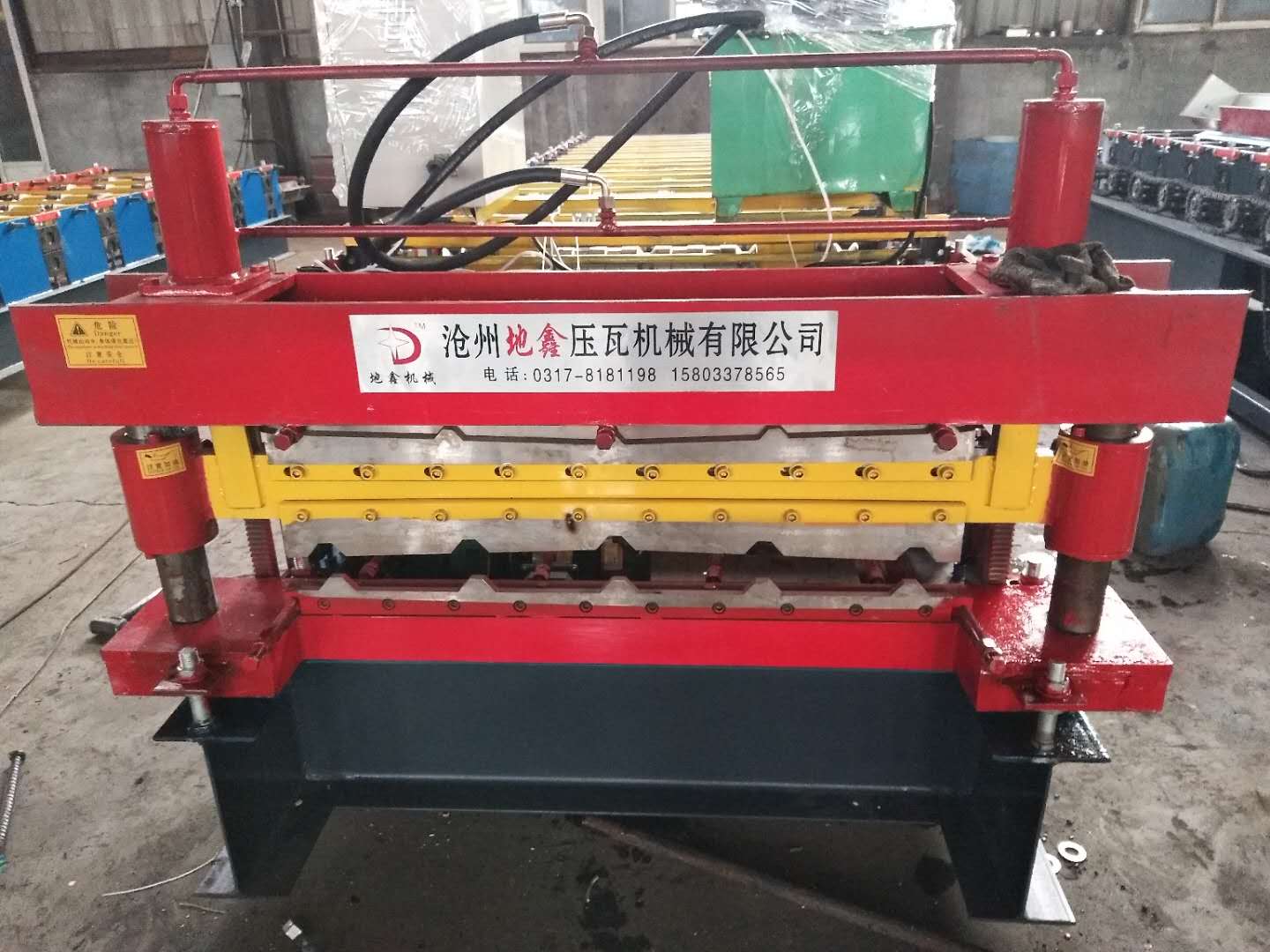 河北厂家直销双层彩钢瓦压瓦机设备 双层压瓦机 彩钢瓦机器图片