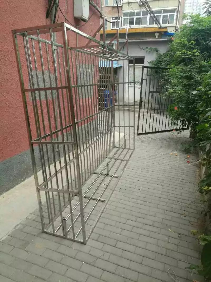 不锈钢防盗窗北京安装阳台防护栏