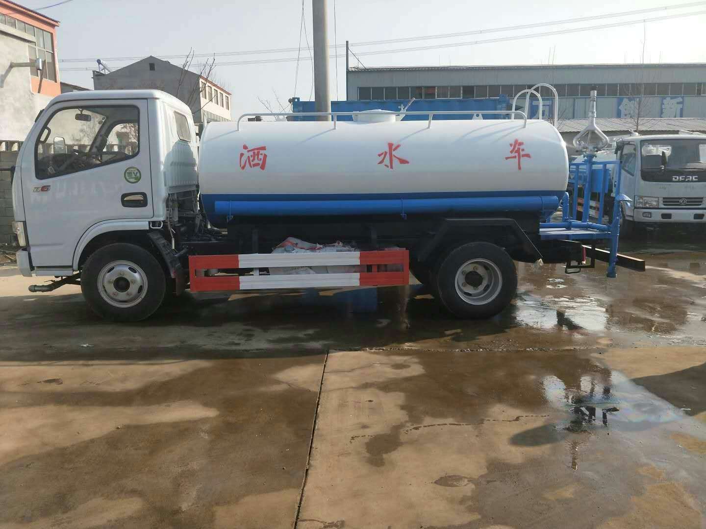 河南洒水车 河南洒水车厂家河南洒水车厂家哪家好河南洒水车供应商 河南洒水车批发商 河南洒水车批发商 河南洒水车