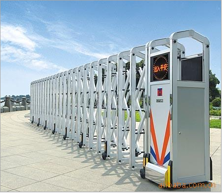 广州机场专用电动伸缩门生产---供应---批发--厂家