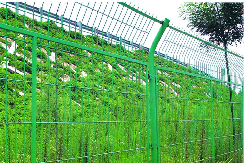 双边护栏 双边丝护栏 双边丝护栏1.8米*3米 1.8米高圈地网 1.8米高双边丝圈地围栏 1.8米高双边丝折弯圈地围栏