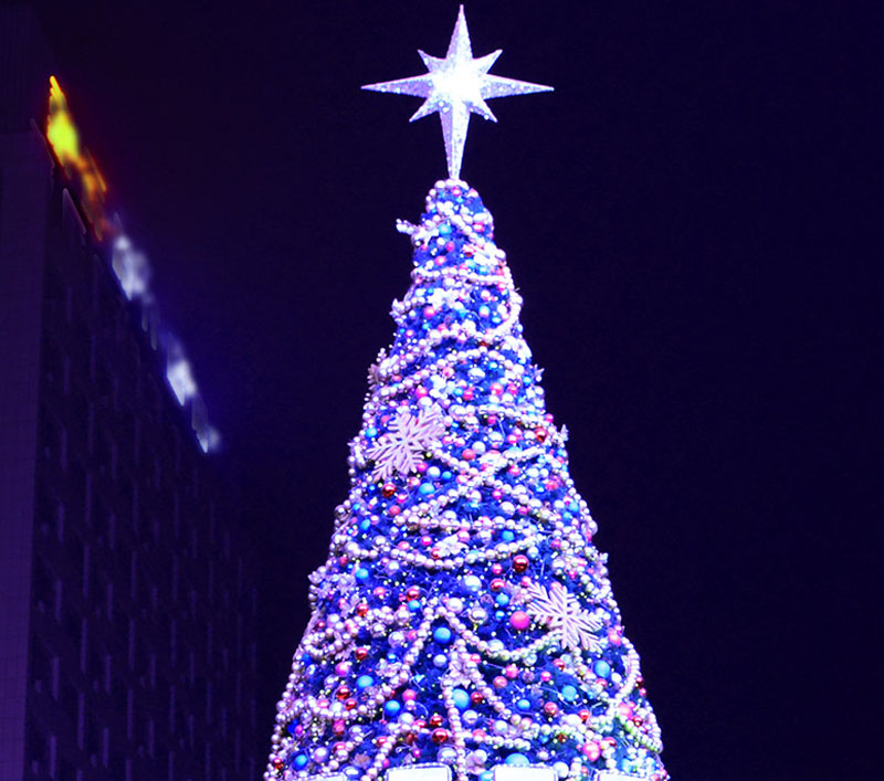LED灯光圣诞树批发
